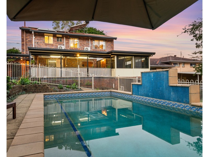 37 Ben Street, Chermside West QLD 4032