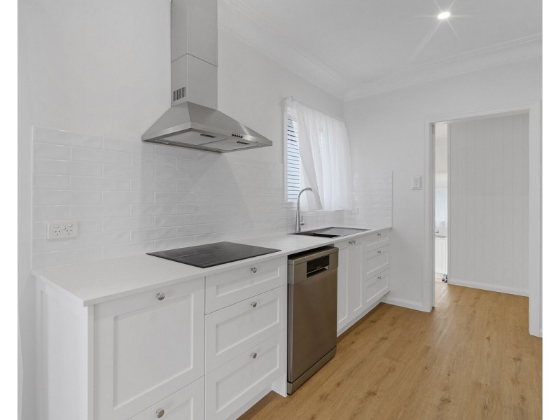 24 High Street, Brighton QLD 4017
