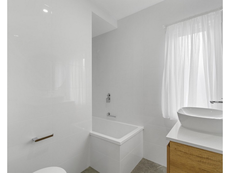 24 High Street, Brighton QLD 4017