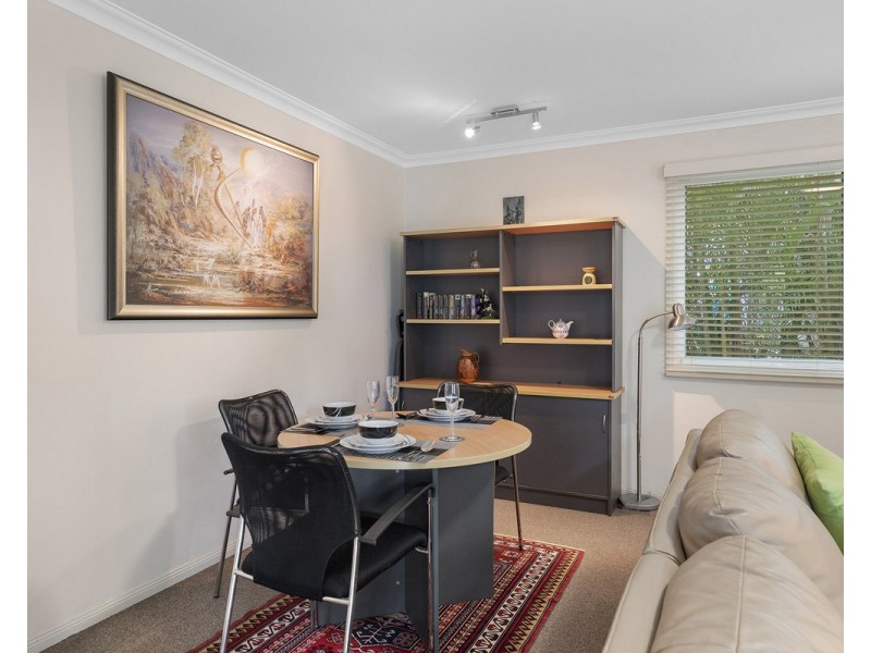 2/27 Reinhold Crescent, Chermside QLD 4032