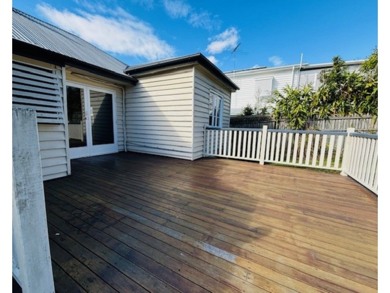 65 Tenth Avenue, Kedron QLD 4031