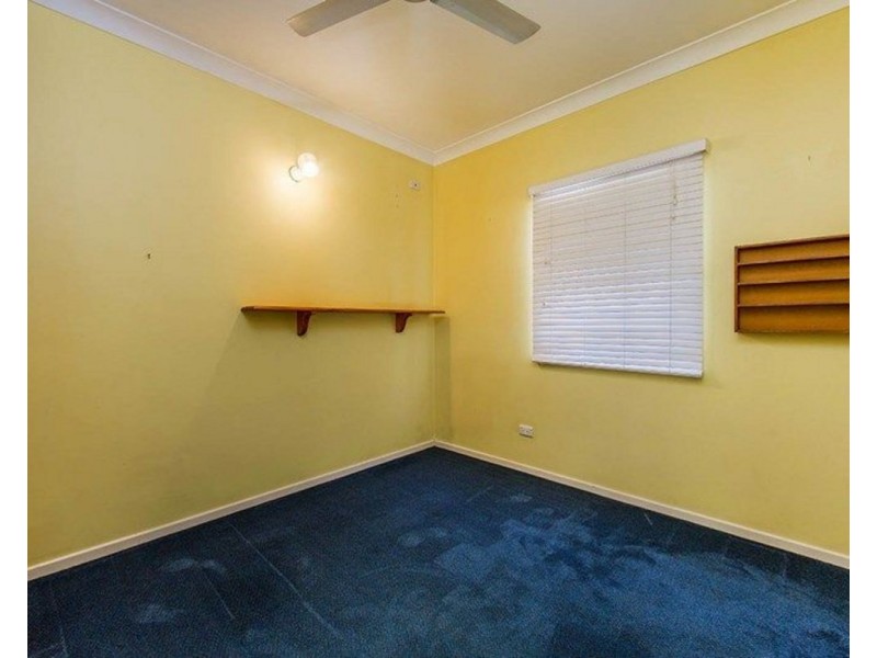 44 Hilltop Avenue, Chermside QLD 4032