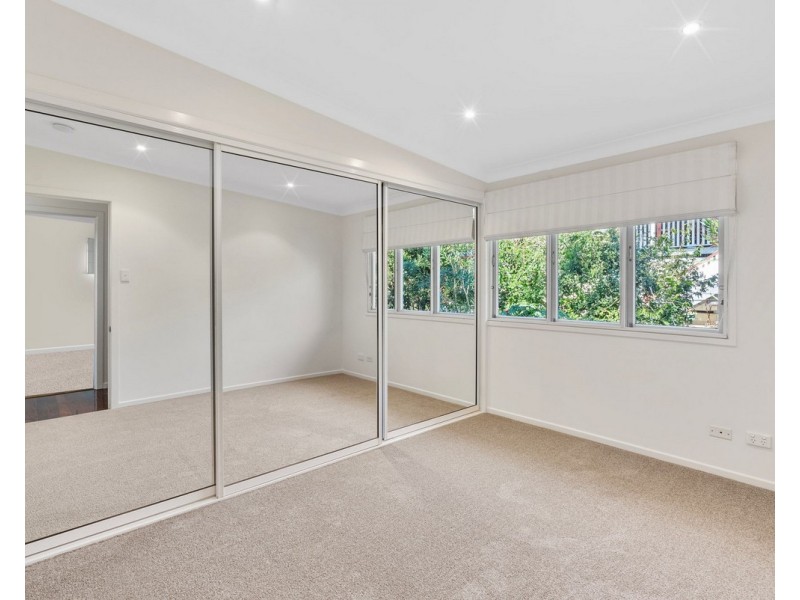 12 Tyrone Street, Chermside West QLD 4032