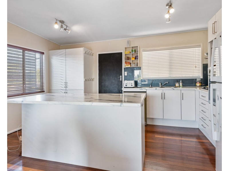 70 Leone Street, Bray Park QLD 4500