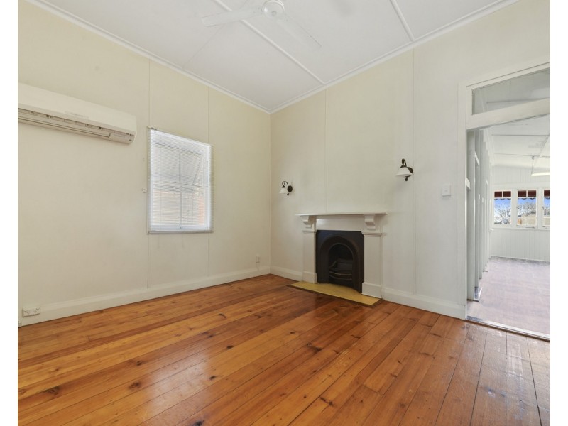 25 Stopford Street, Wooloowin QLD 4030