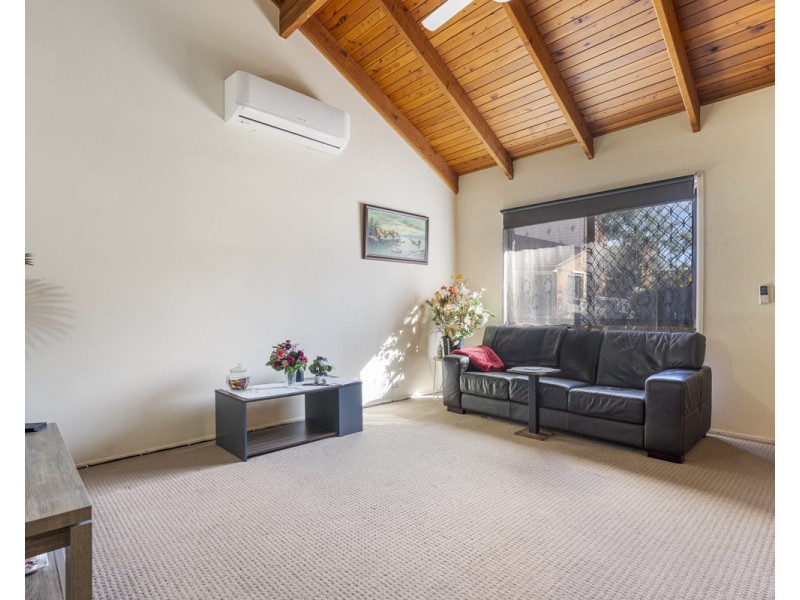 10/93-95 Barbaralla Drive, Springwood QLD 4127