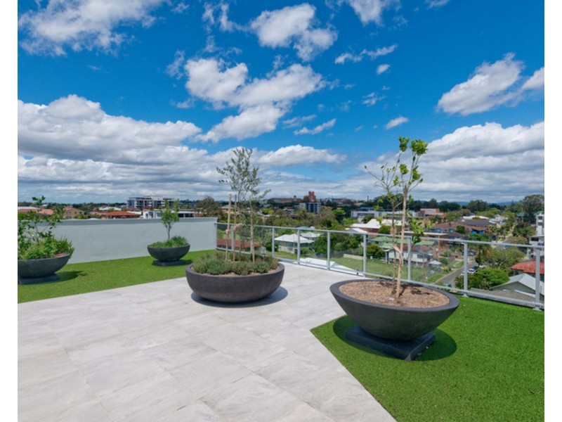 2/21-23 Sparkes Street, Chermside QLD 4032