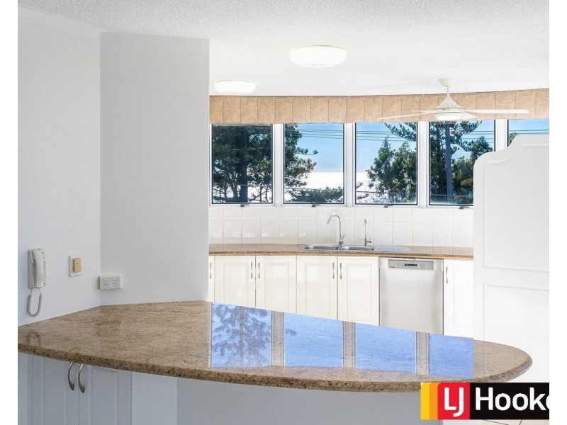 8/179 Landsborough Avenue, Scarborough QLD 4020