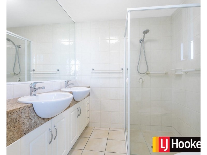 8/179 Landsborough Avenue, Scarborough QLD 4020
