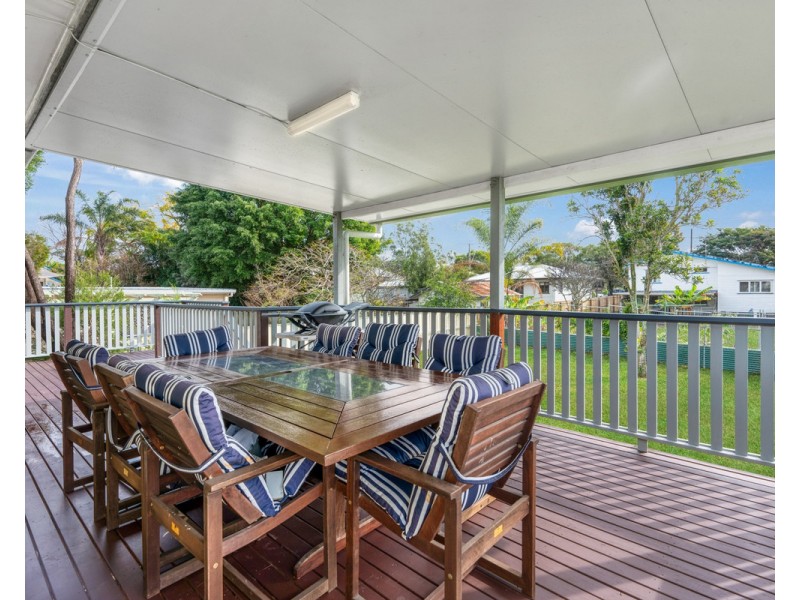 9 Basnett Street, Chermside West QLD 4032