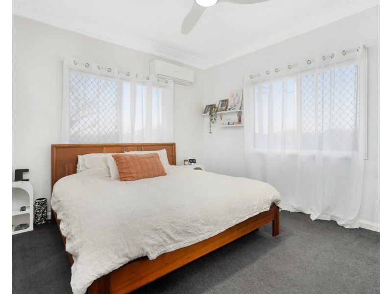 9 Basnett Street, Chermside West QLD 4032