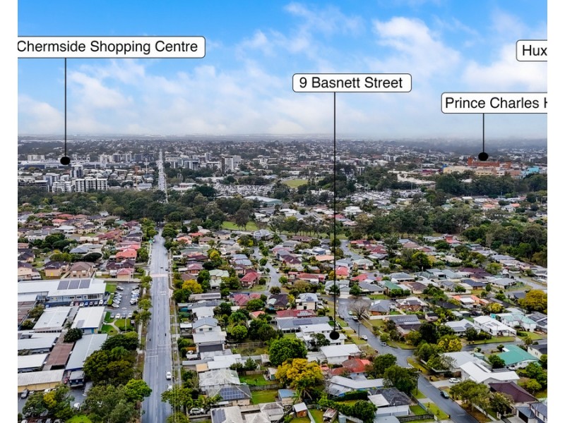 9 Basnett Street, Chermside West QLD 4032