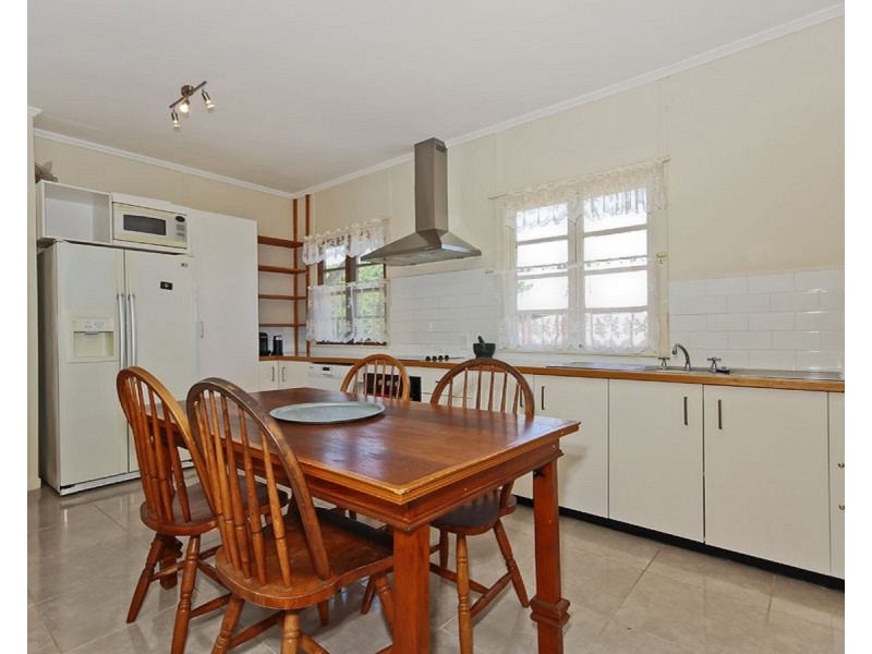67 Crowley Street, Zillmere QLD 4034