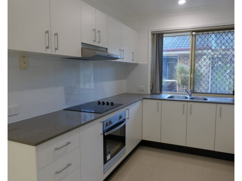 8/23 Latham Street, Chermside QLD 4032