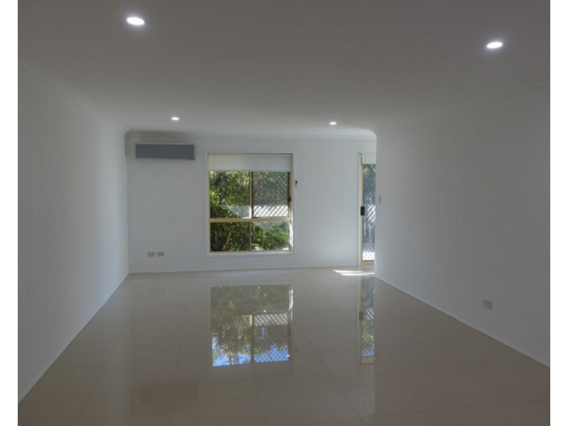 8/23 Latham Street, Chermside QLD 4032