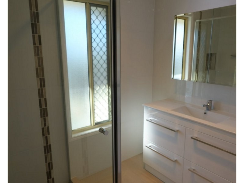 8/23 Latham Street, Chermside QLD 4032