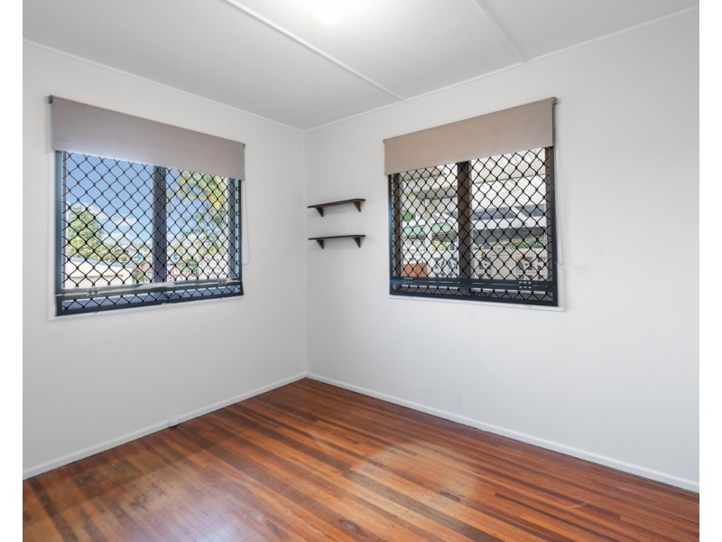 34 Pullford Street, Chermside West QLD 4032
