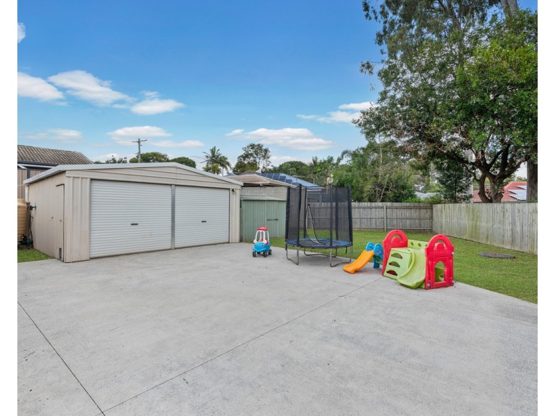 15 Toulouse Avenue, Petrie QLD 4502