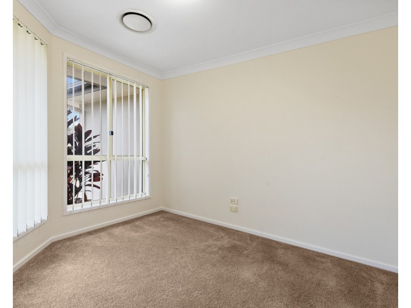 33 Charolais Crescent, Upper Kedron QLD 4055