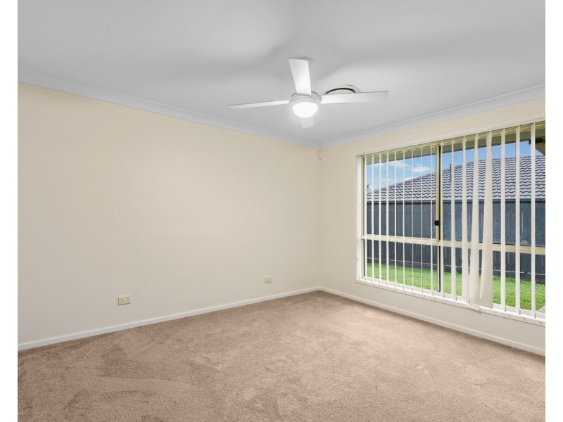 33 Charolais Crescent, Upper Kedron QLD 4055