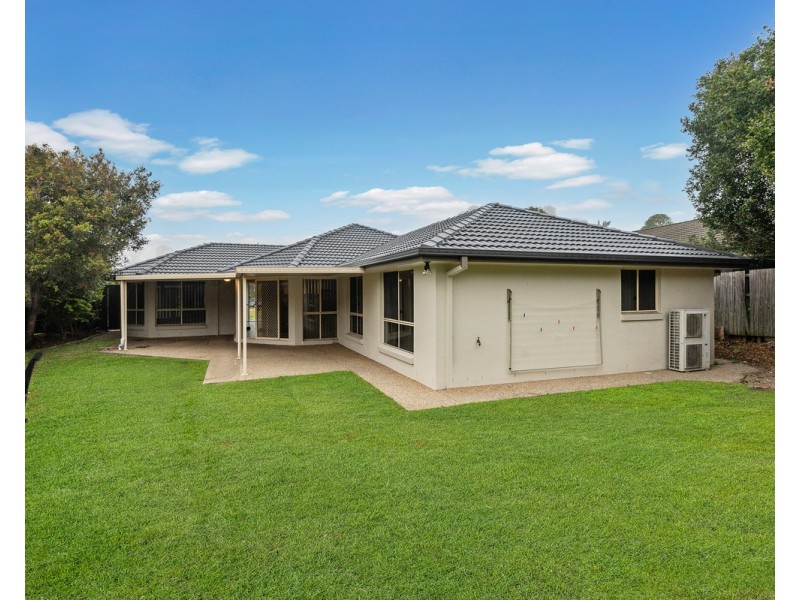 33 Charolais Crescent, Upper Kedron QLD 4055