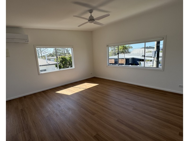 11 Clayton Street, Sandgate QLD 4017