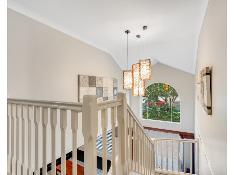 15 Voyager Circuit, Bridgeman Downs QLD 4035