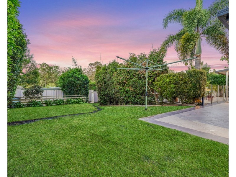 15 Voyager Circuit, Bridgeman Downs QLD 4035