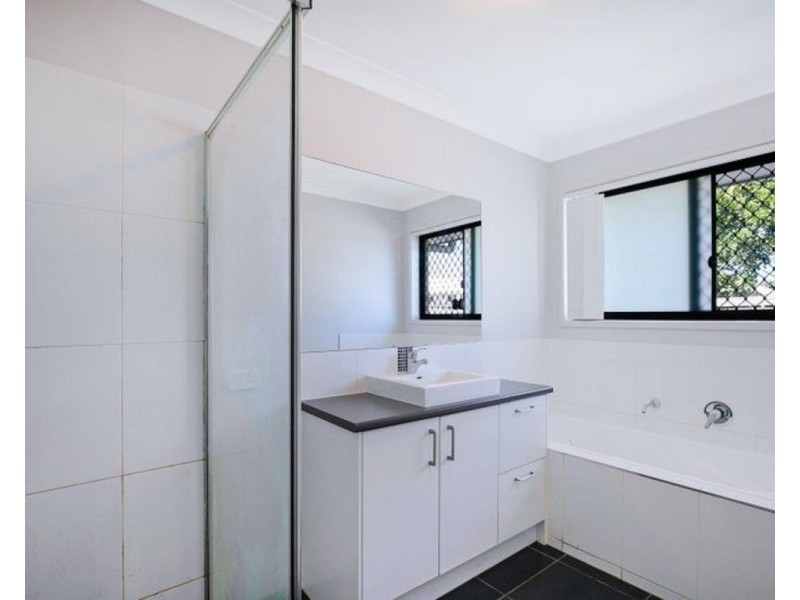 66 Sandalwood Crescent, Griffin QLD 4503