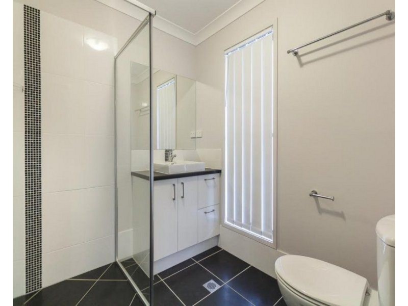 66 Sandalwood Crescent, Griffin QLD 4503