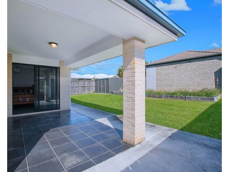 66 Sandalwood Crescent, Griffin QLD 4503