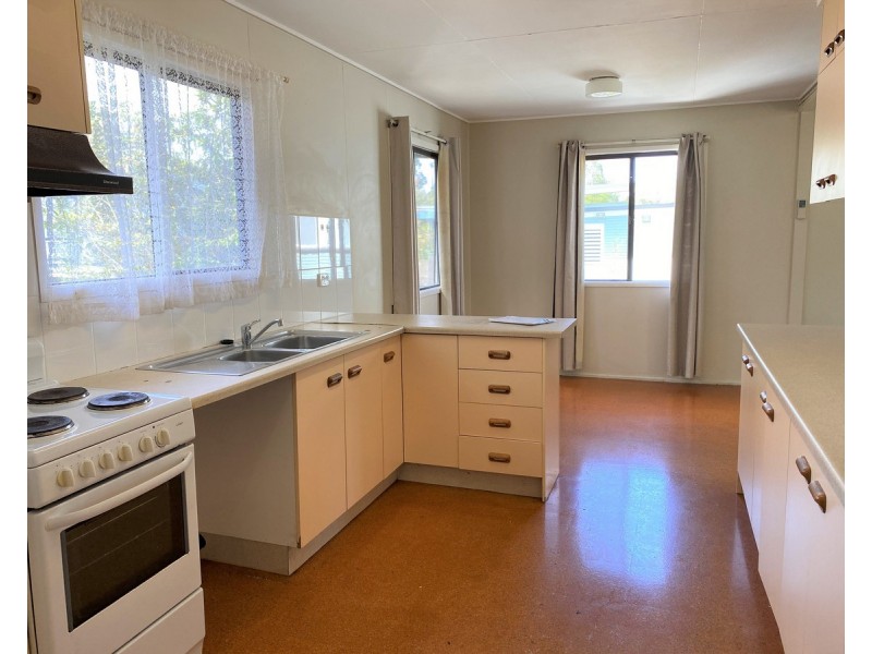 31 Kinnerton Street, Chermside West QLD 4032