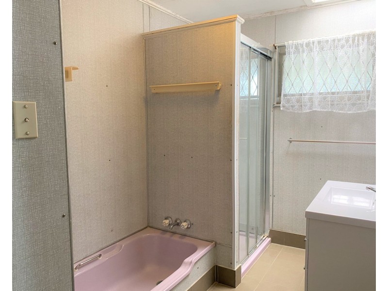31 Kinnerton Street, Chermside West QLD 4032
