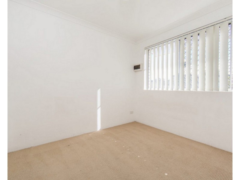 1/31 Hall Street, Chermside QLD 4032