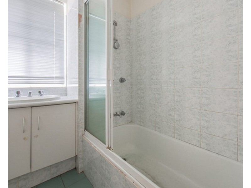 1/31 Hall Street, Chermside QLD 4032