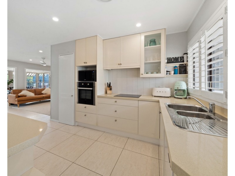 29 Ashley Road, Chermside West QLD 4032