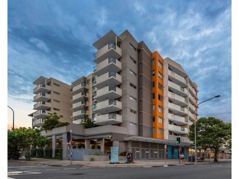 207/392 Hamilton Road, Chermside QLD 4032