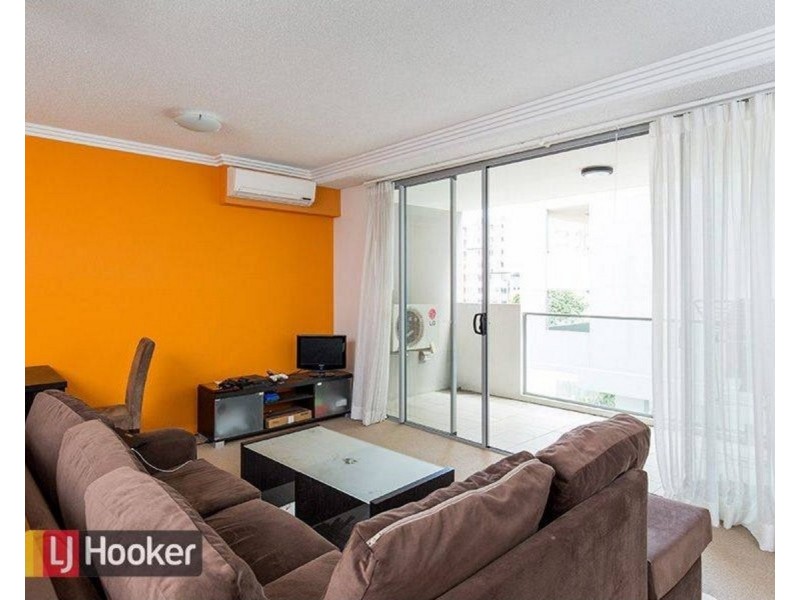 207/392 Hamilton Road, Chermside QLD 4032