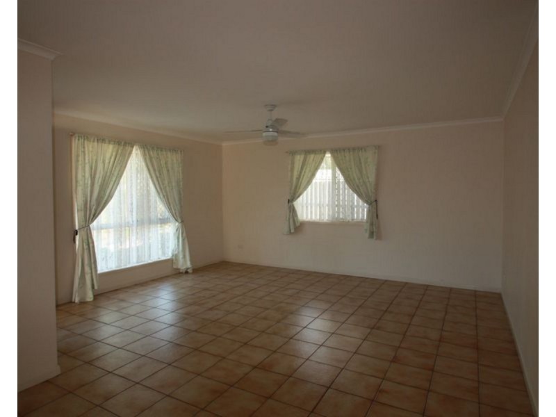1/247 Samsonvale Road, Bray Park QLD 4500