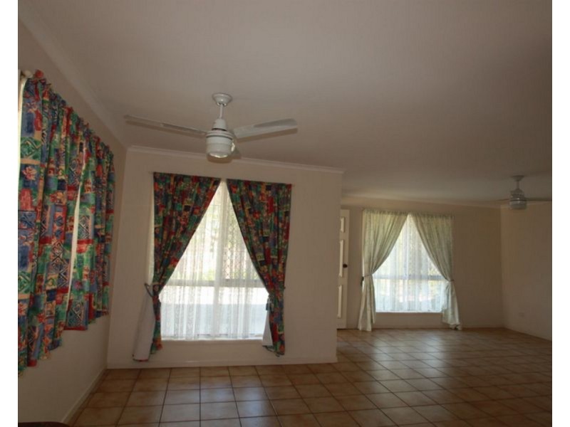 1/247 Samsonvale Road, Bray Park QLD 4500