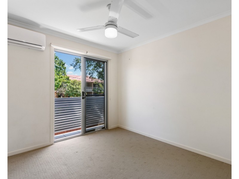 1/15 Binkar Street, Chermside QLD 4032