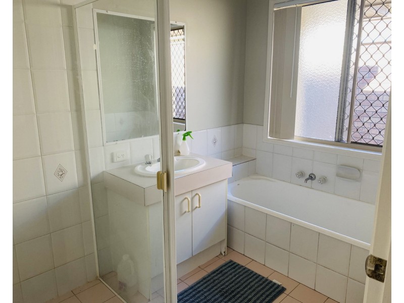 70 Silkyoak Circuit, Fitzgibbon QLD 4018