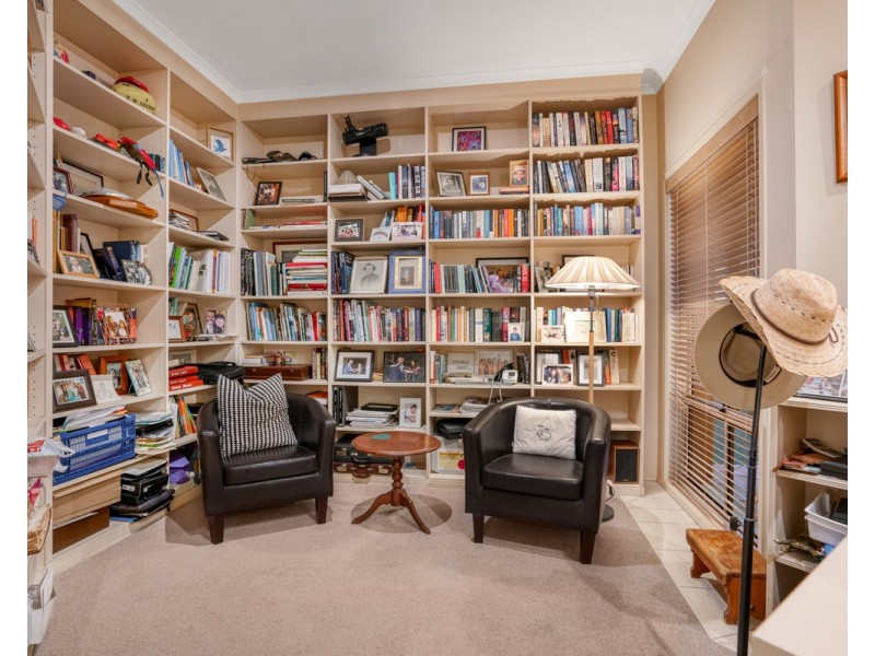 7 Nosworthy Close, Chermside West QLD 4032