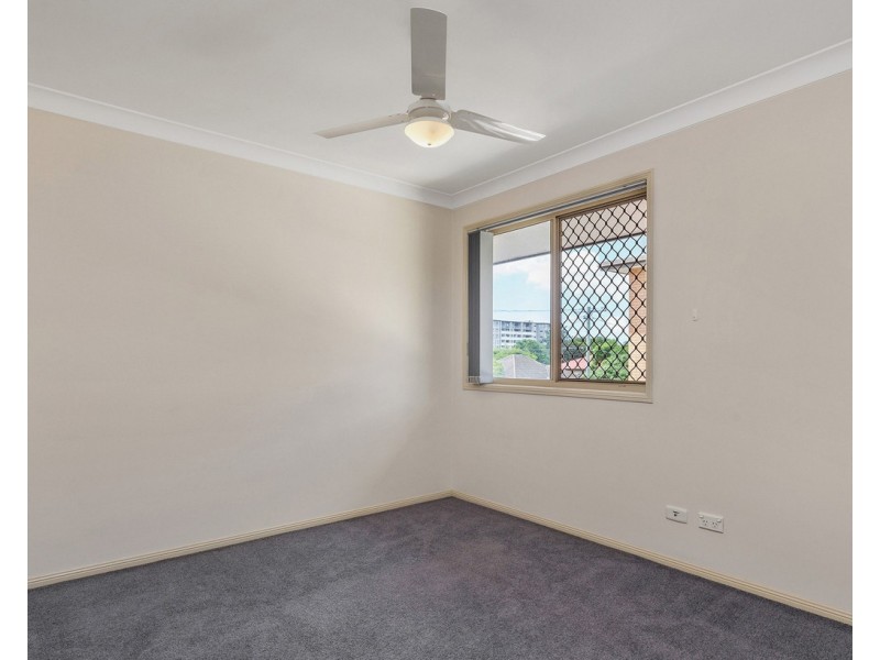 2/58 Sparkes Street, Chermside QLD 4032
