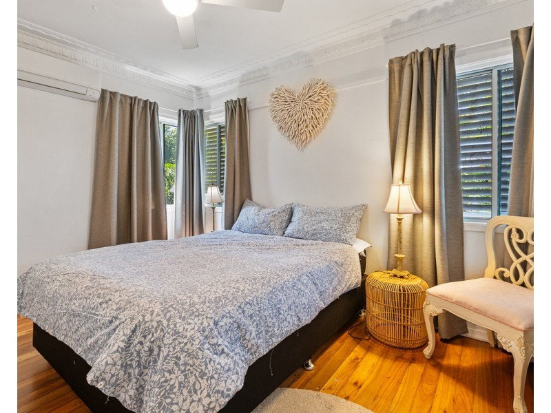 9 Bradfield Street, Brighton QLD 4017