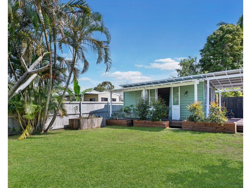 9 Bradfield Street, Brighton QLD 4017