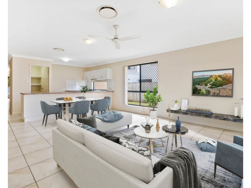 77 Cowie Road, Carseldine QLD 4034