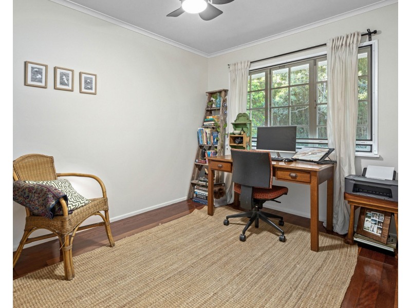 42 Tarnook Drive, Ferny Hills QLD 4055