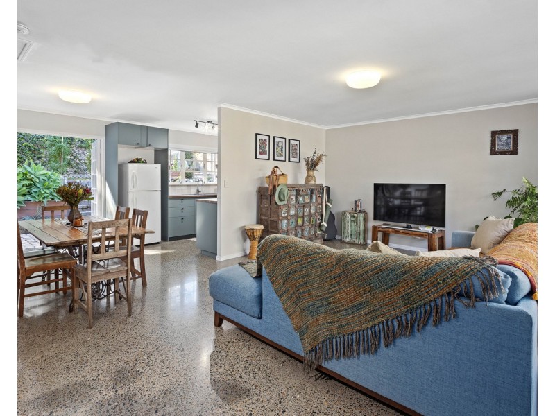 42 Tarnook Drive, Ferny Hills QLD 4055