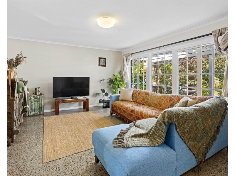 42 Tarnook Drive, Ferny Hills QLD 4055